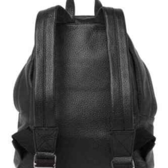 Roberta M Women's Soft Leather Backpack - Picture 9 of 9